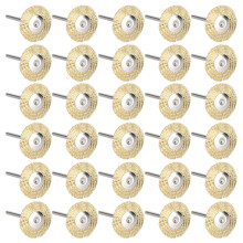 Duurzame messing wielborstels met roestverwijderende en reinigende eigenschappen, ideaal voor de behandeling van metalen oppervlakken.