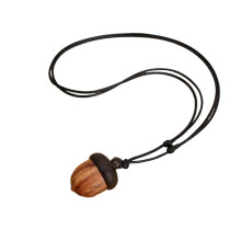 Unieke schroefbare ebbenhouten eikelhanger met houten opbergdoosje, geschikt voor lange kettingen of chokers.