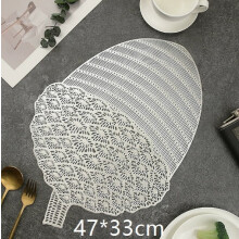 2 pcs (mats only) Christmas pinecone placemats hollow household non-slip insulation mats light luxury table decoration western placemats
