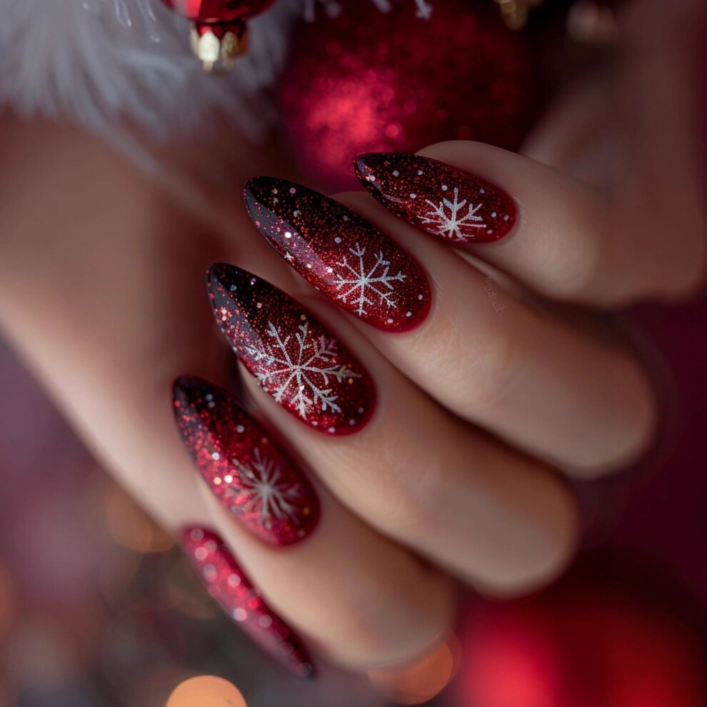 Christmas Press-on Nails Medium Almond Shape 24 Pcs