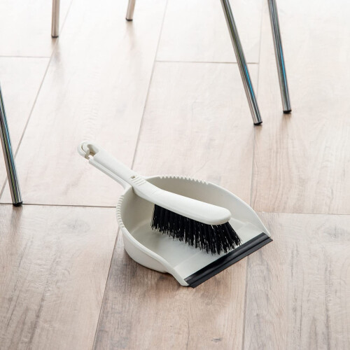 Addis Addis Dustpan and Soft Brush Set, Linen Cream 1