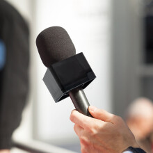 2Set Microphone Logo Station News Accessories Black