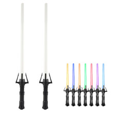 Espadas de brinquedo com efeitos sonoros, luzes e sensor de movimento, sabre duplo com cabo telescópico que brilha no escuro para crianças e