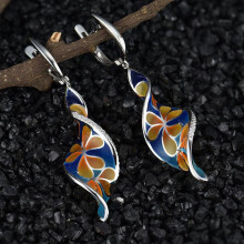 Xeoereki Women Enamel Rhinestone Inlaid Plumeria Flower Spiral Dangle Huggie Earrings
