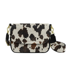 Schultertasche mit Kuhfleckenmuster für Damen, modische Umhängetasche, wasserdichte Reisetasche mit verstellbarem, breitem Riemen, ideal für Dates
