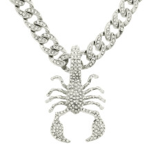 Hiphopowy naszyjnik z kubańskimi łańcuszkami w kształcie skorpiona z 13-milimetrowym kubańskimi łańcuszkami Miami Iced Out Bling Hiphopowe