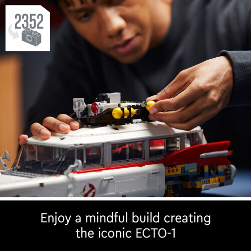 Ghostbusters Ectomobile Building Block Set 2352pcs 1