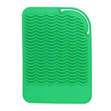 Curling Iron Holder With Heat Resistant Mat Styling Tools Organizer Travel Pouch Design Durable Non Slipping Silicone Surface Protector Foldable Heat
