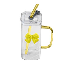 Verre à eau de 400 ml avec nœud, anse, paille et couvercle – Transparent, cadeau de Saint-Valentin pour elle et décoration intérieure