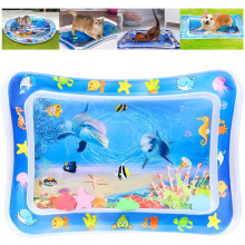 Tapete sensorial aquático para animais de estimação, ideal para gatos e crianças pequenas, com estampa de peixes.