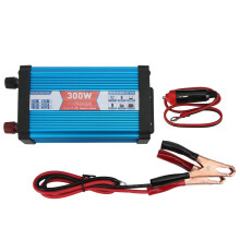 Inverter a onda sinusoidale pura ad alta efficienza Tecnologia di avvio graduale da 300 W Doppie prese CA Robusto alloggiamento in metallo Porta di