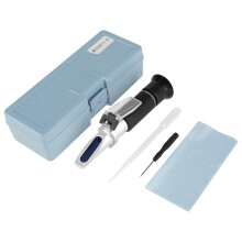Light And Portable Refractometer High Accuracy Handheld Salinity Tester With Easy Reading And Comfortable Non Slip Handle Automatic Temperature