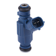 Injecteur compatible avec Hyundai i20/i30 et Kia Cee'D 1.4L. Installation facile. Économies de carburant, démarrages à froid performants,