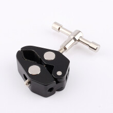 Grampo Super Clamp Durável e Estável, Multifuncional, com Encaixe Universal, Construção Robusta, Mandíbula Ajustável, Leve, em Liga de