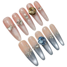 (L) Gentle Pink Long Fake Nails with Cat Eyes Tip Odorless Provides a Comfortable Experience for Professional Nail Art Salon