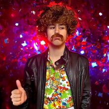 (Mixed football fans) Men\'s Rock Party Wig Set w/ Accessories