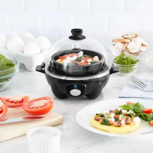 3-in-1 Everyday 7-Egg Cooker with Omelet Maker and Poaching 1