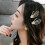 Conjunto de 2 Presilhas de Cabelo com Strass em Formato de Mão de Esqueleto 5