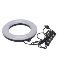 USB-aangedreven LED-ringlamp met statiefcompatibiliteit, instelbare helderheid en diverse kleurmodi, ideaal voor livestreaming en vergaderingen op