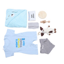 Panier-cadeau pour Baby Shower avec poupée en vêtements, hochet, bavoir, chaussettes, bleu