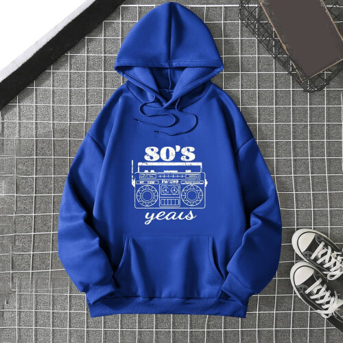 Moletom feminino casual com capuz, modelagem ampla e folgada, estampado. 1
