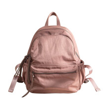 Mochila feminina elegante e conversível em couro PU premium, multifuncional, leve e ideal para viagens, com alças ajustáveis.