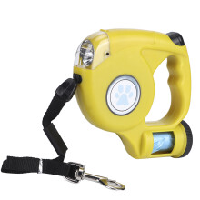 Guia giratória 360 antiderrapante e antiemaranhamento para passear com cães, guia retrátil automática com lanterna e dispensador de sacos para