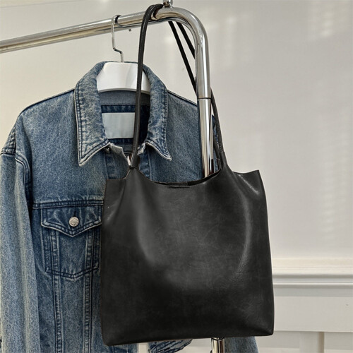 Women's Polyester Shoulder Bag – 26x26x12cm, Black 2