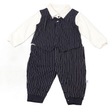 Elegantes und schickes Design für Jungenkleidung im Kleinkindalter, modische Jungenoutfits mit Schleifenverzierung und plissiertem Streifenmuster,