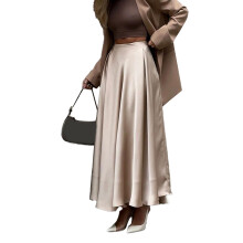 Gonna fluida, gonna a vita alta da donna in morbido raso, lunghezza maxi, design a trapezio per serate eleganti e cocktail.