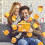Boîte cadeau explosive, enveloppe rouge avec confettis, 1 pièce 2