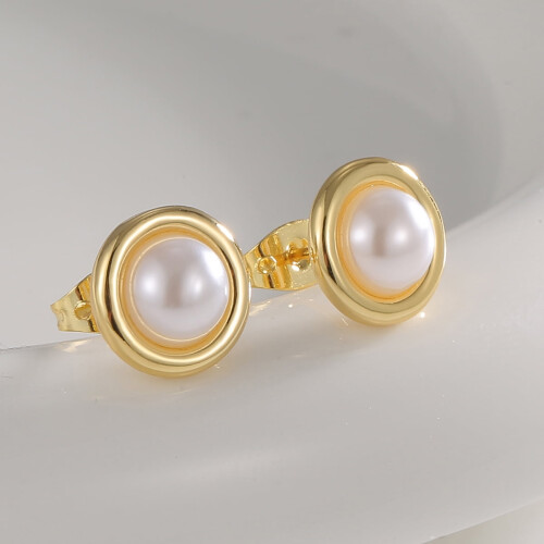 Pearl Stud Earrings 18K Gold Plated 2