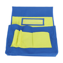 Stoelorganizer voor de rugleuning van een kinderstoel, stoeldecoratie die tevens dienst doet als ruime opbergruimte. Stoelorganizer met vakje voor