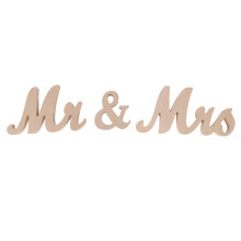 Cadouri romantice de aniversare, decor elegant pentru masă de nuntă, semne independente lustruite cu grijă cu semnul „Mr. și Mrs.”,