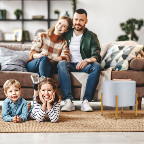 Samt-Pouf-Hocker mit 4 goldenen Metallbeinen 1