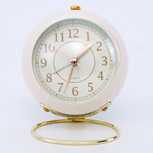 Silent Non-Ticking Desk Clock, Aesthetic Bedroom Table Clock with Night Light Function, Retro Analog Alarm Clock, Decorative Item for Bedside, Living