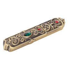 Sewing Accessories Organizer Engraved Pattern Zinc Alloy Needle Tube With Vintage Style Durable Construction Portable Storage For Handcrafted Tools
