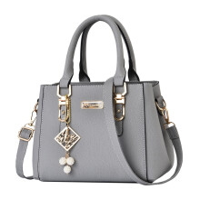 Dámska kožená crossbody kabelka cez rameno