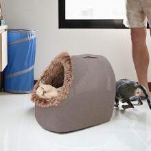 Pet Cave Bed Medium Warm Insulated Enclosed 11.8x15.7x13in