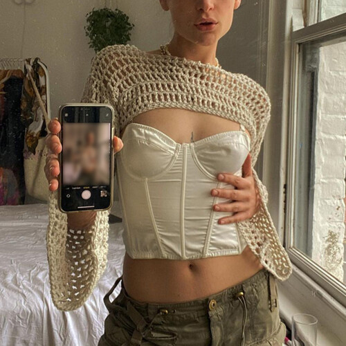 Πλεκτό πλεκτό κοίλο Y2K Crop Top γυναικών με μακριά μανίκια ανοιχτό πουλόβερ φαρδιά 2