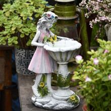 Figuritas de porcelana hechas a mano, adornos solares para jardín que brillan en la noche, estatuas de hadas de resina para la decoración de