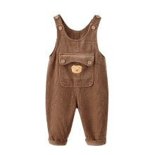 Macacão infantil de veludo cotelê com alças, calça e bolsos, cor café, para bebês e crianças de 1 a 2 anos.