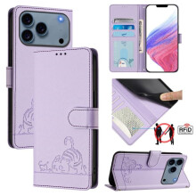 Compatibel met iPhone 17 Pro Max 6,9 inch. Paarse flip-wallet van PU-leer met RFID-blokkering, kattenreliëf, sterke magneet, kaartsleuven en