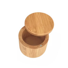 Kitchen Multi-Function Spice Canister, Bamboo Salt Box with Tightly Closed Magnetic Lock, Convenient for Seasoning Storage and Organization (1PC)