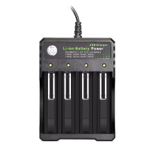 USB-Ladegerät mit 4 Steckplätzen für 3,7-V-Lithium-Akkus
