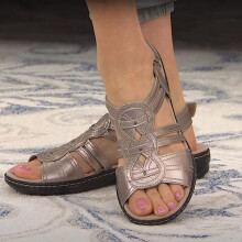 Willtoo ortopædiske sandaler til kvinder – elegante sommersandaler med krydsremme, nittede design, rund tå, velcro, kompatibel med brede fødder