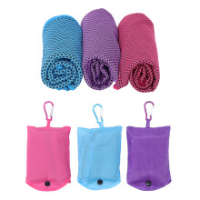 Koelhanddoek voor buitenactiviteiten. Zweethanddoek met direct verkoelend effect, comfortabele stof met een huidvriendelijk koelsysteem.