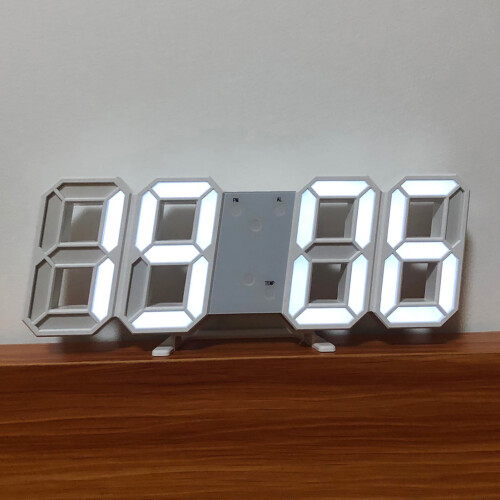 LED digitale wekker met datum- en temperatuurweergave 2