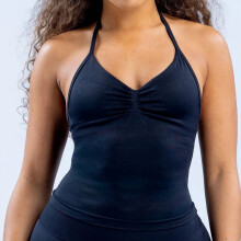 Novo conjunto de regata esportiva de ioga, top de secagem rápida com bojo para o pescoço, costas bonitas e shorts com pregas que levantam o quadril.
