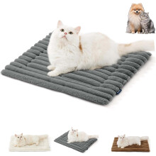 Self-Warming Pet Mat Anti-Slip Scratch-Resistant Machine